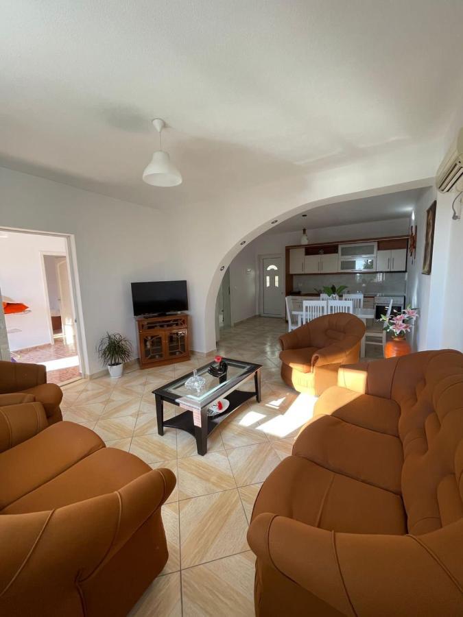 Villa Eden Breeze 2 Bedroom Apartment Σαράντα Εξωτερικό φωτογραφία